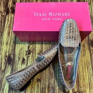 Isaac Mizrahi Gold Flats